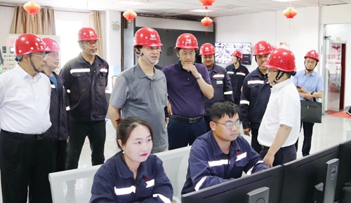 宜昌市政協(xié)主席宋文豹一行到青海宜化、青海黎明走訪調(diào)研(圖1)